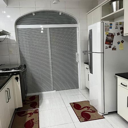 Apartamento De 3 Quartos Amplos Na Praia Pitangueiras, غوارويا المظهر الخارجي الصورة