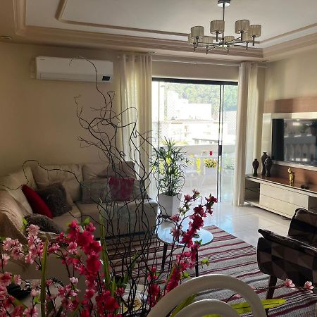 Apartamento De 3 Quartos Amplos Na Praia Pitangueiras, غوارويا المظهر الخارجي الصورة